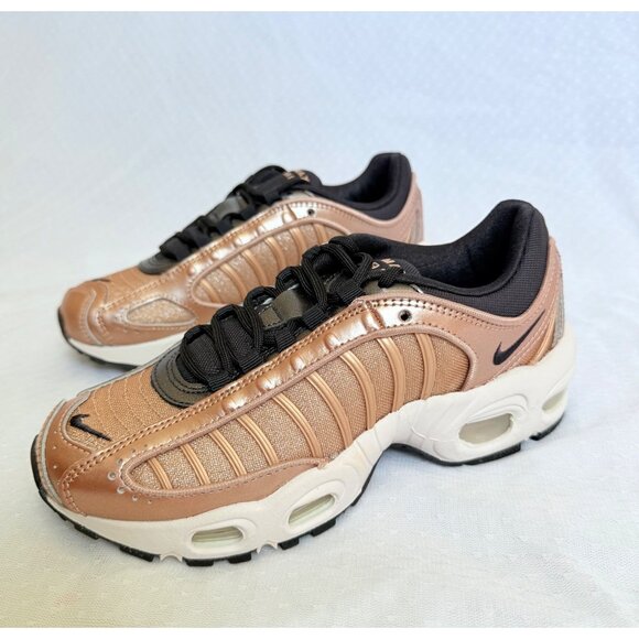 6 Women’s Nike Air Max Tailwind 4 CT1184 900 Metallic Red Bronze - Picture 2 of 6